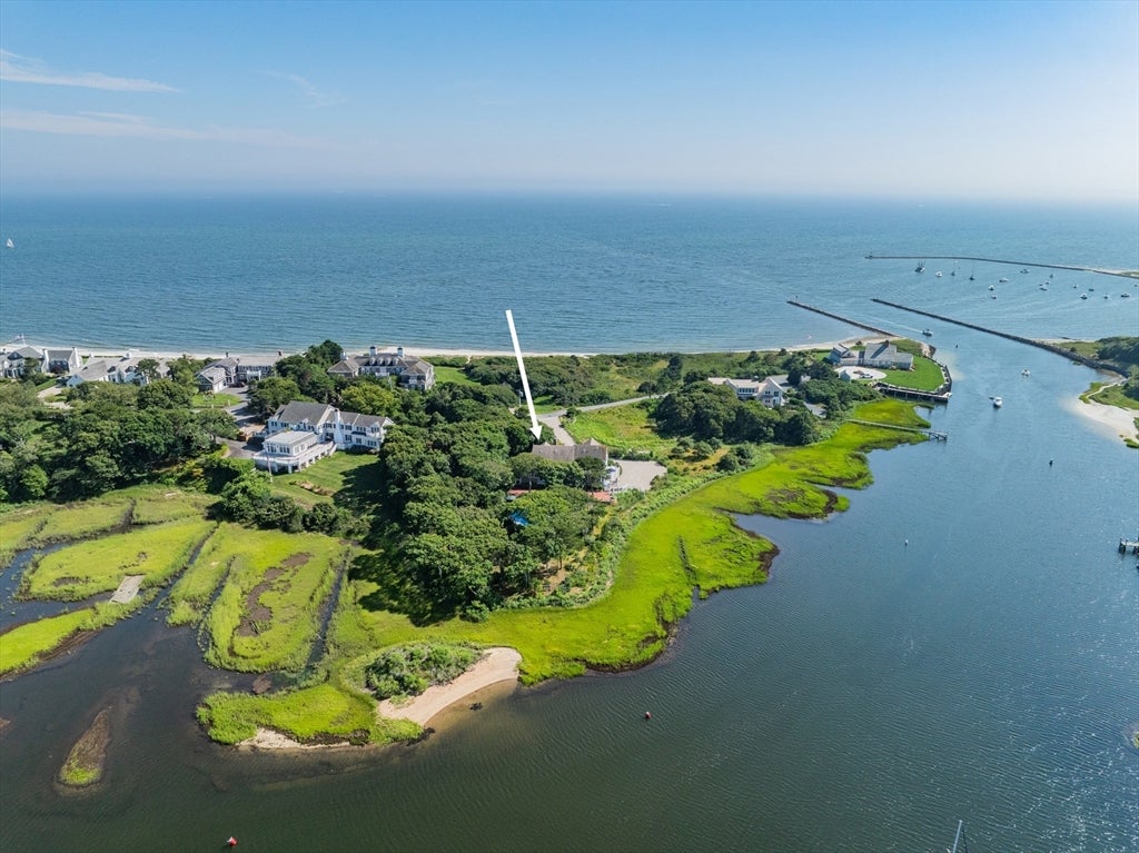 18 Saquatucket Point