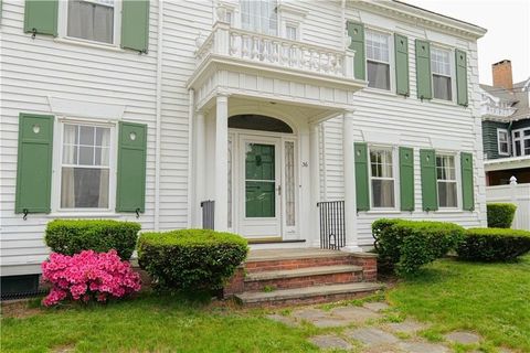 36 Underwood Pawtucket RI 02860
