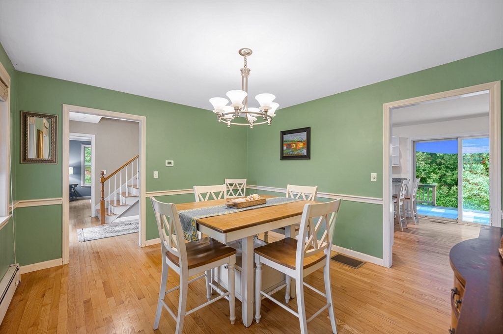 10 Willowdale Court