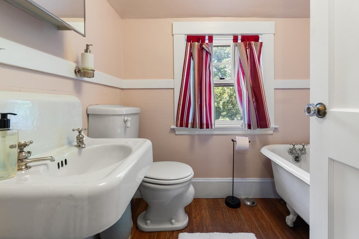 114 South Border Road, Medford, MA Photo #27