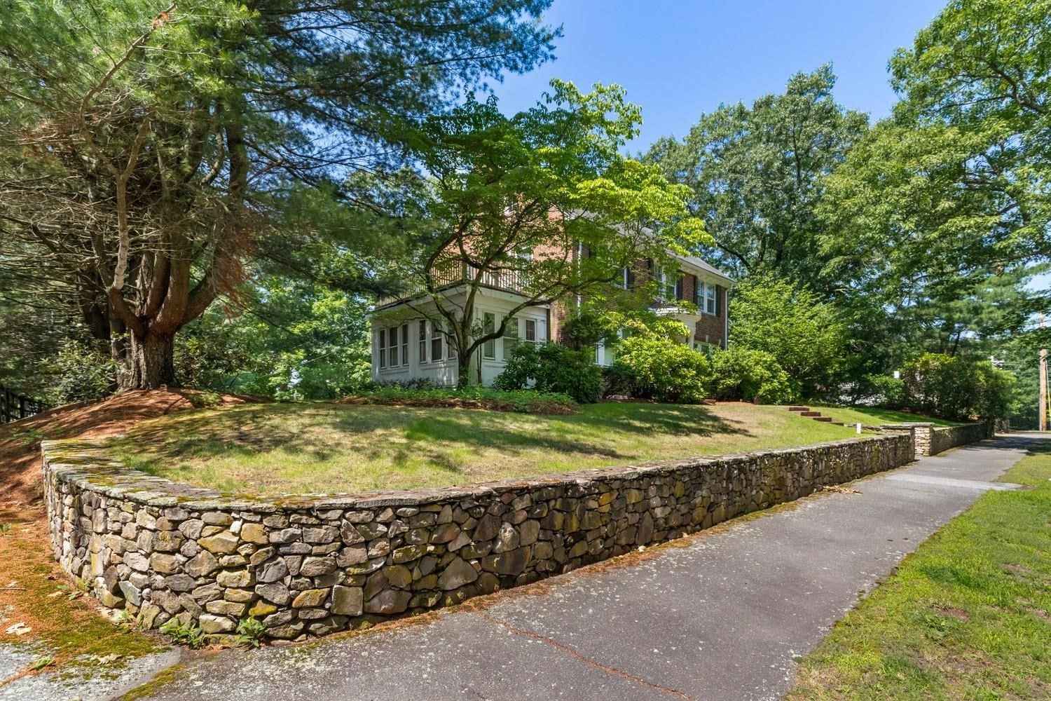 114 South Border Road, Medford, MA Photo #34