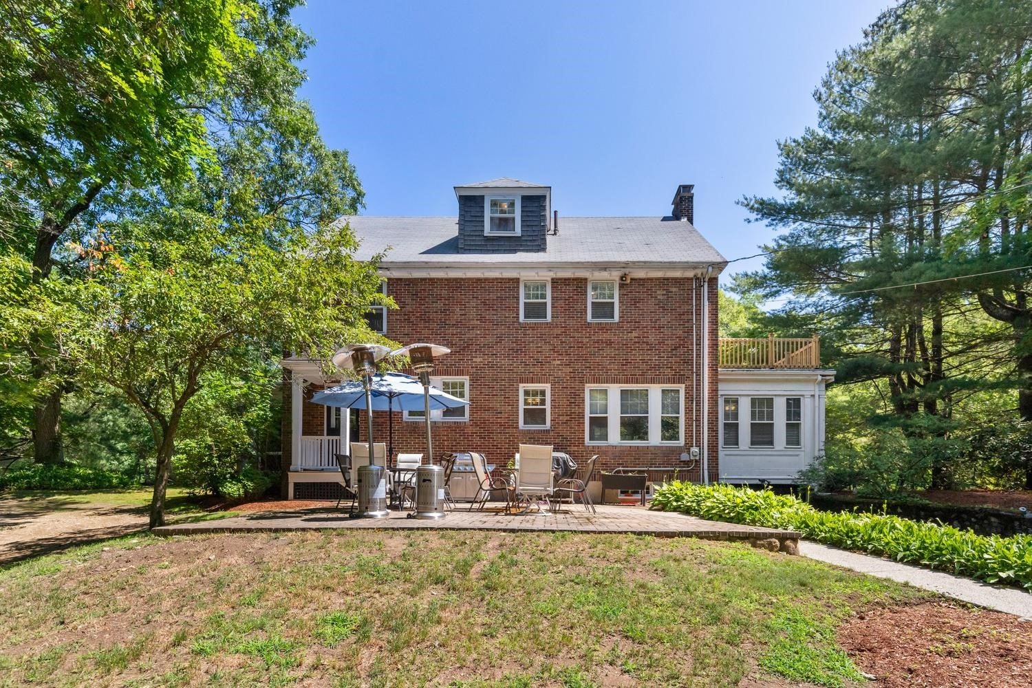 114 South Border Road