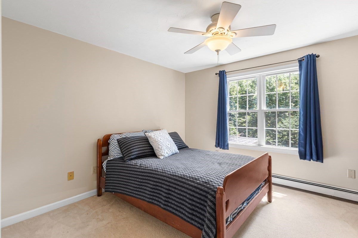 85 Comstock Dr, Wrentham, MA Photo #25