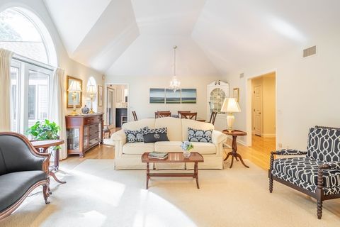 40 Bentwood Dr 40 Sturbridge MA 01566