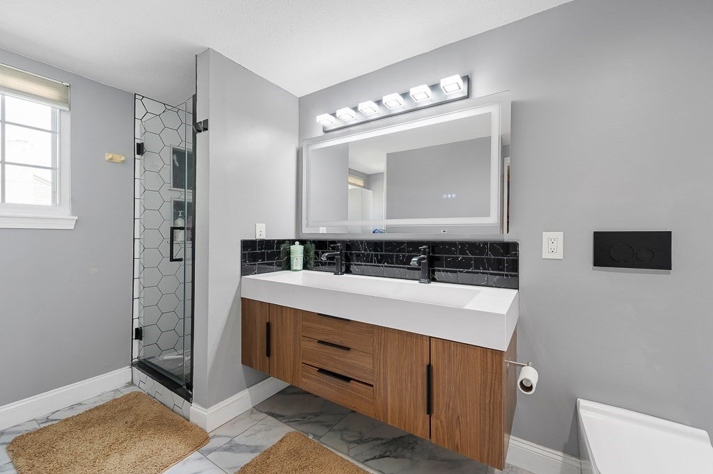 25 Voyagers Ln #25, Ashland, MA Photo #15