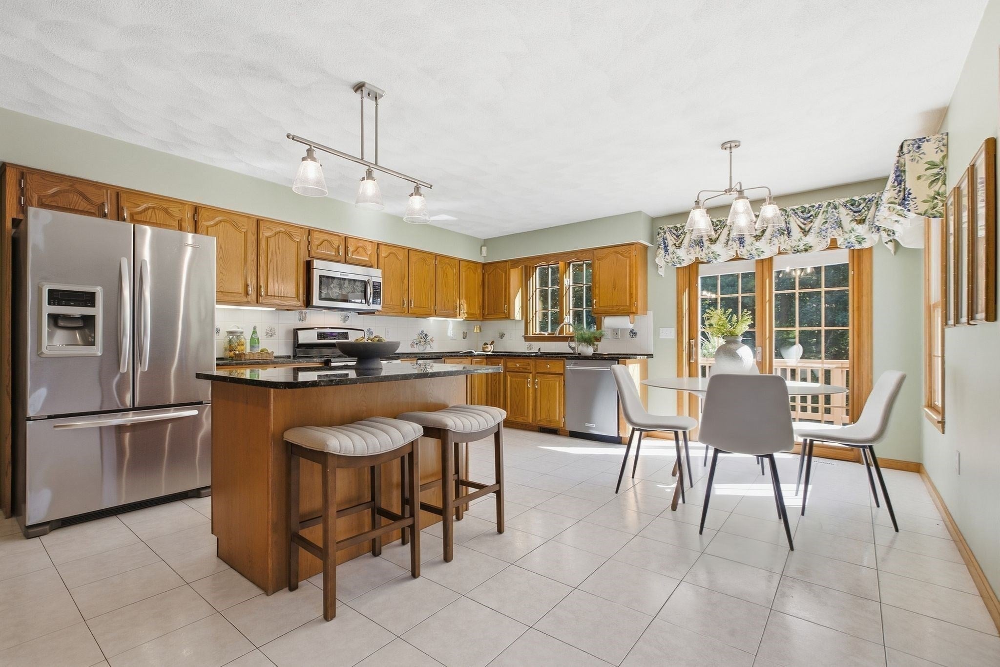 18 Liberty Lane, North Reading, MA Photo #9