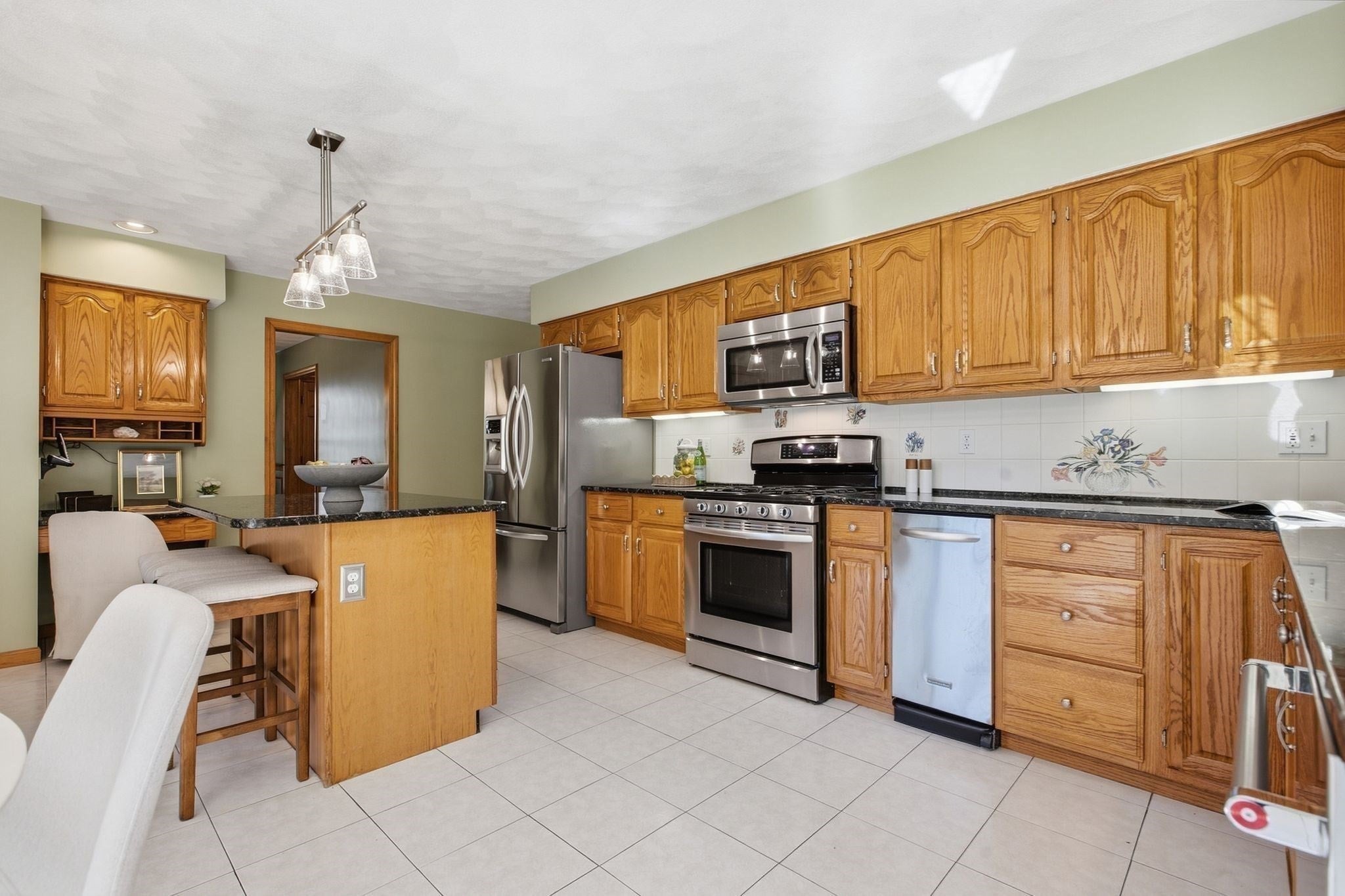 18 Liberty Lane, North Reading, MA Photo #12
