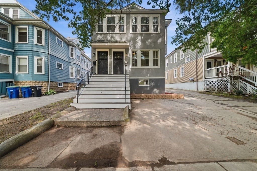 Photo of 303 Alewife Brook Pkwy, Somerville, MA