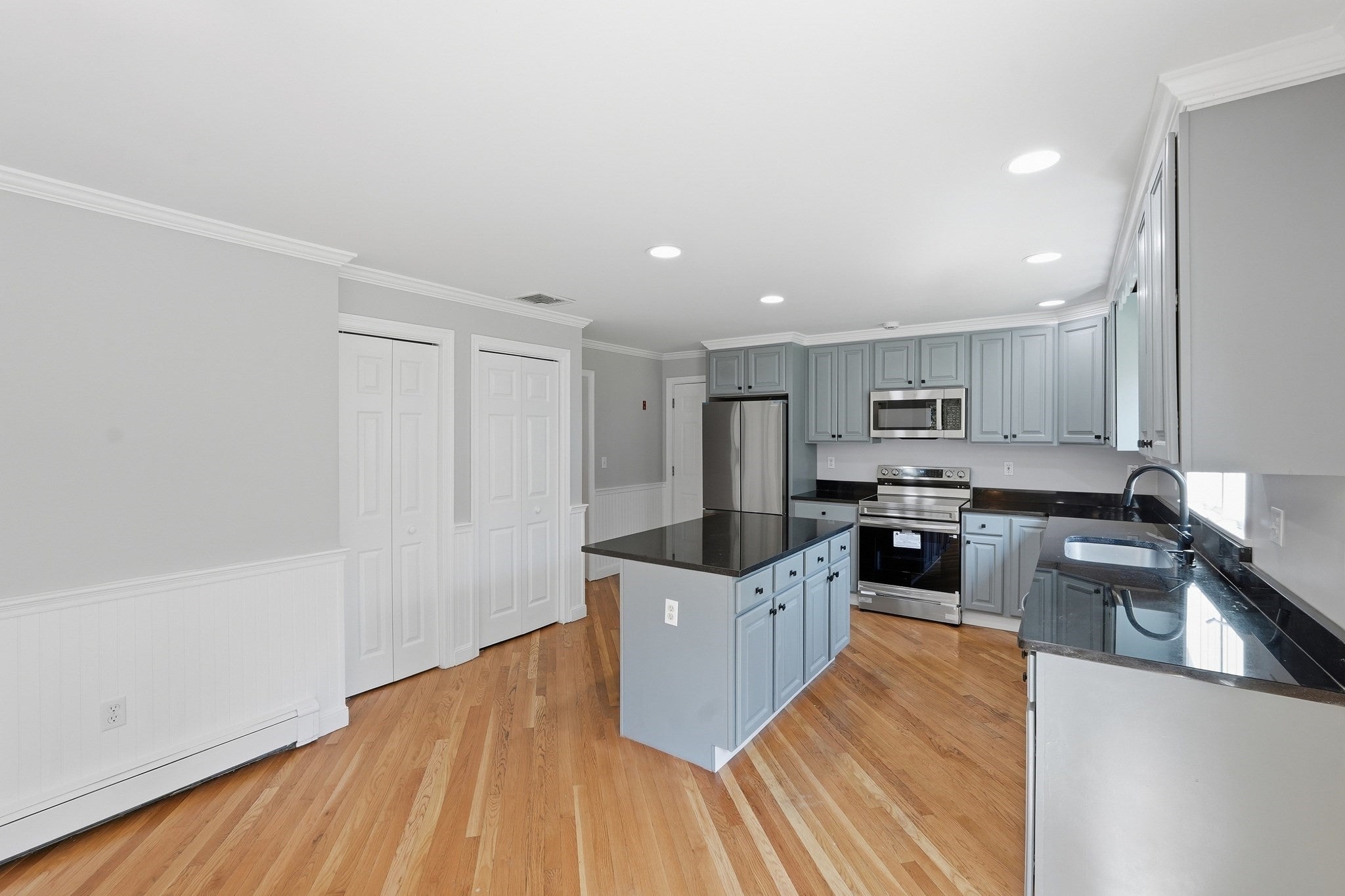 89 Brush Hill Rd