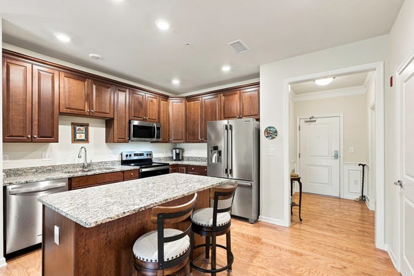 230 MARTINS LNDG APT 111, NORTH READING, MA 01864 - Image 19df0668d2542fb88adcc2d38cbb34ed/558230165