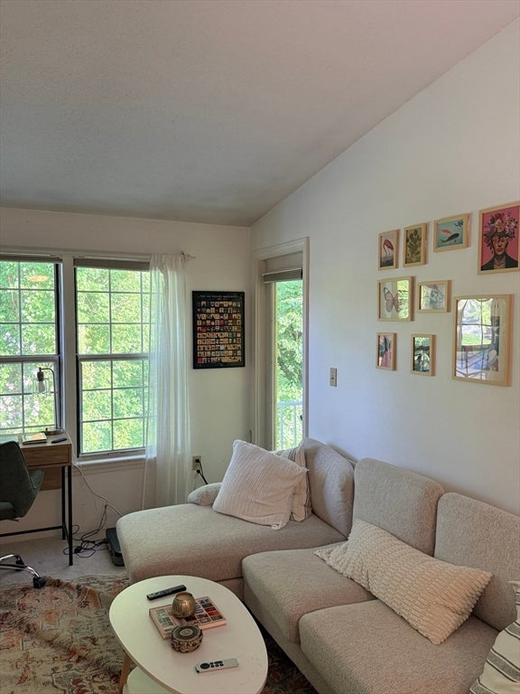 2 Squire Ct 8