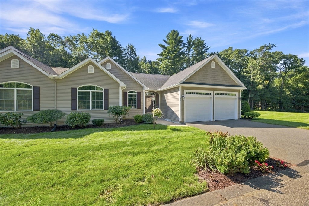 25 Tall Pines Rd 25