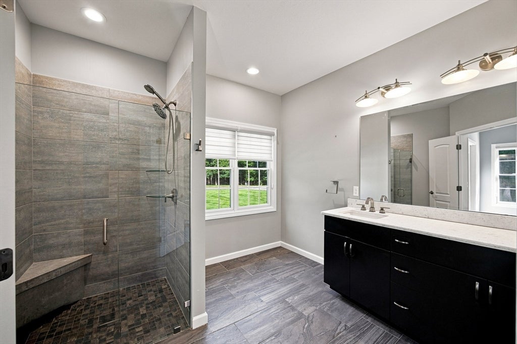 25 Tall Pines Rd #6, Hampden, MA Photo #18
