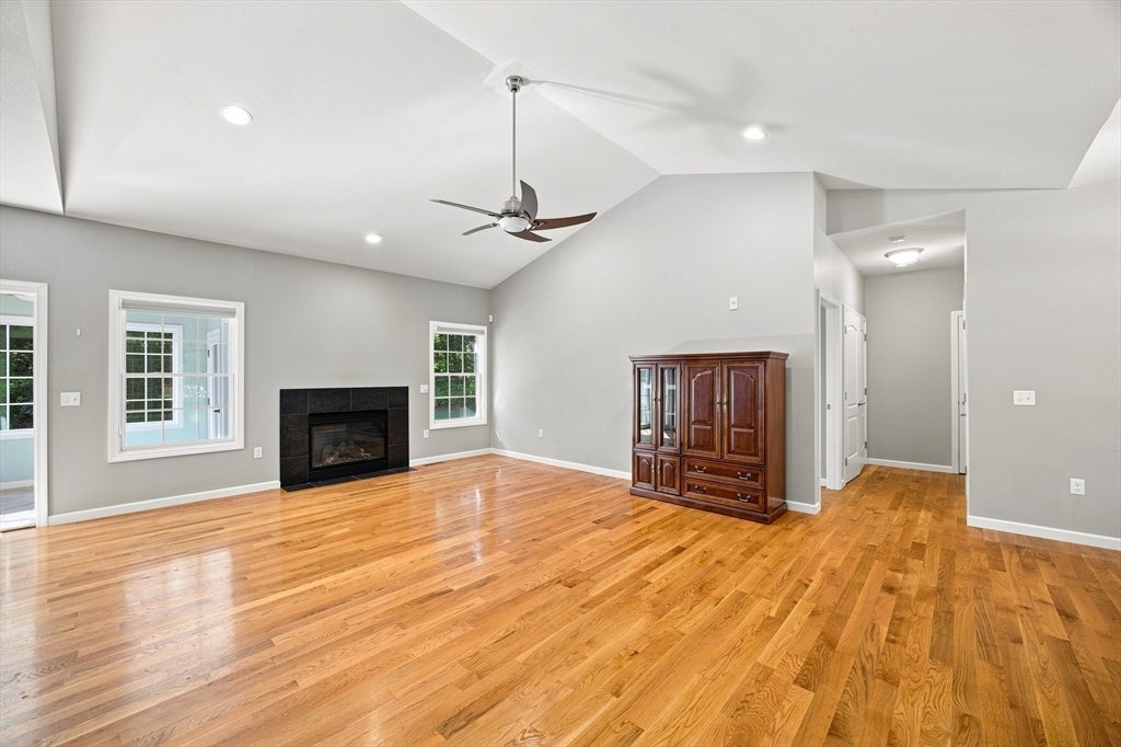 25 Tall Pines Rd #6, Hampden, MA Photo #11