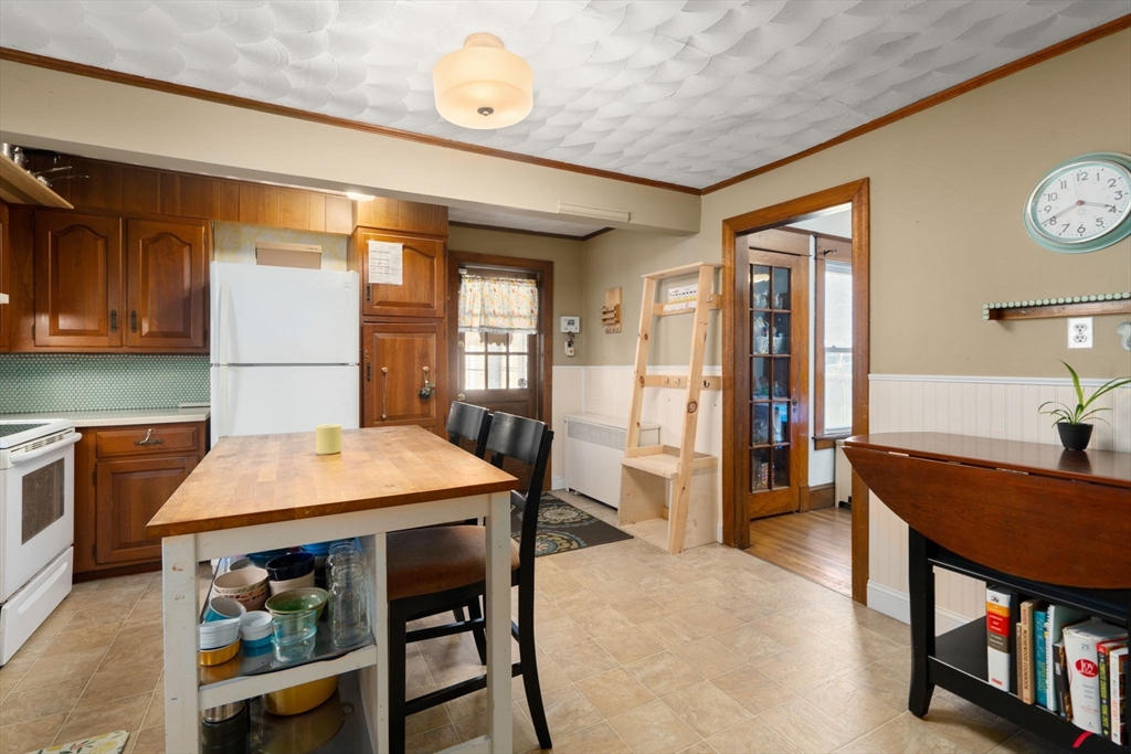 217 Ellsworth Ave, Springfield, MA Photo #16