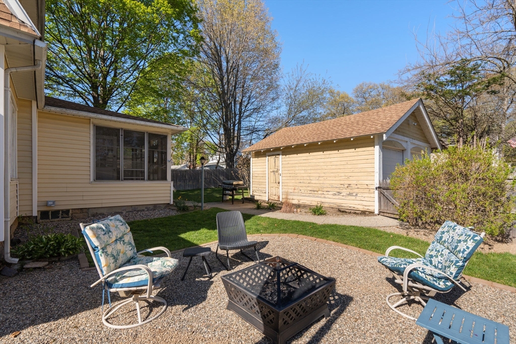 217 Ellsworth Ave, Springfield, MA Photo #34