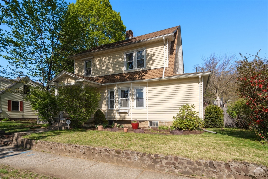 217 Ellsworth Ave, Springfield, MA Photo #3