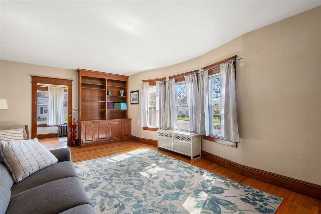217 Ellsworth Ave, Springfield, MA Photo #11
