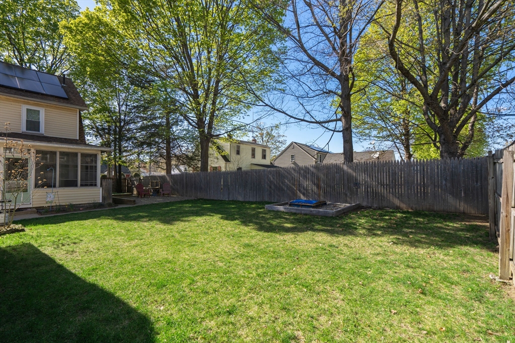 217 Ellsworth Ave, Springfield, MA Photo #35