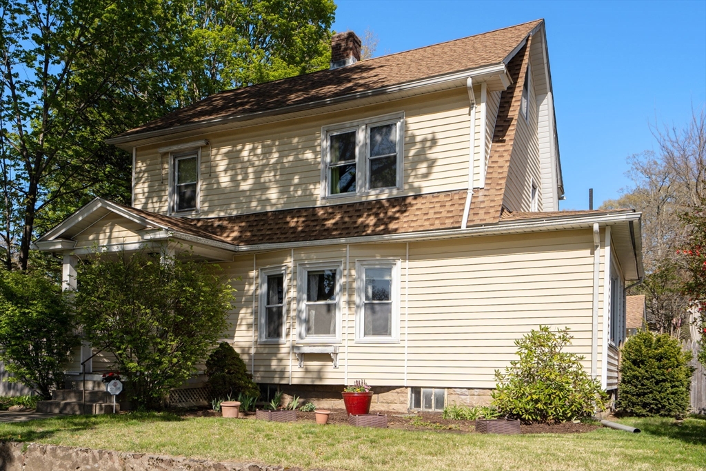217 Ellsworth Ave, Springfield, MA Photo #4