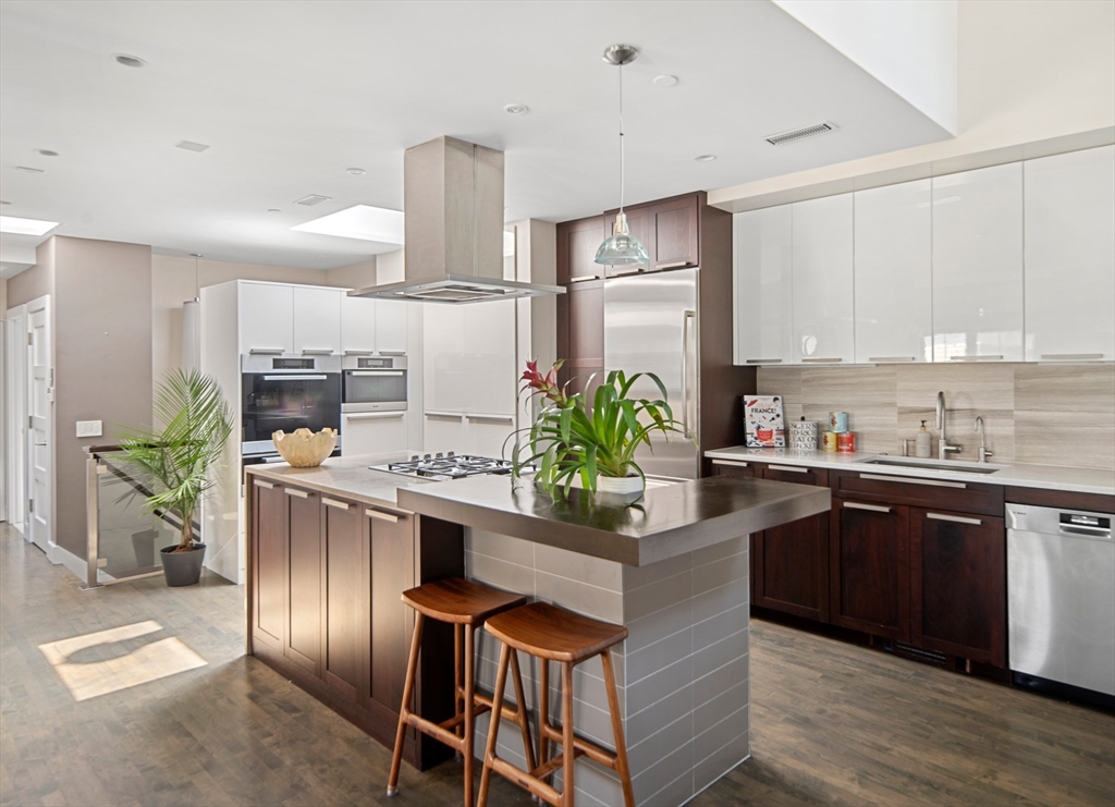 85 Sherman Street 10