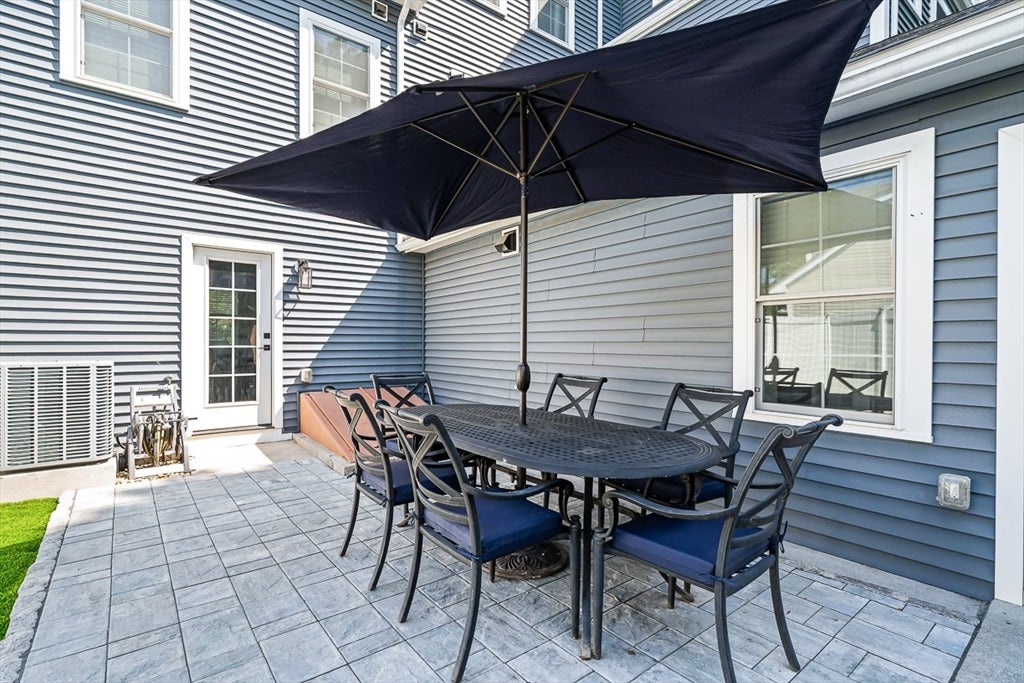 52 Salem Street 52