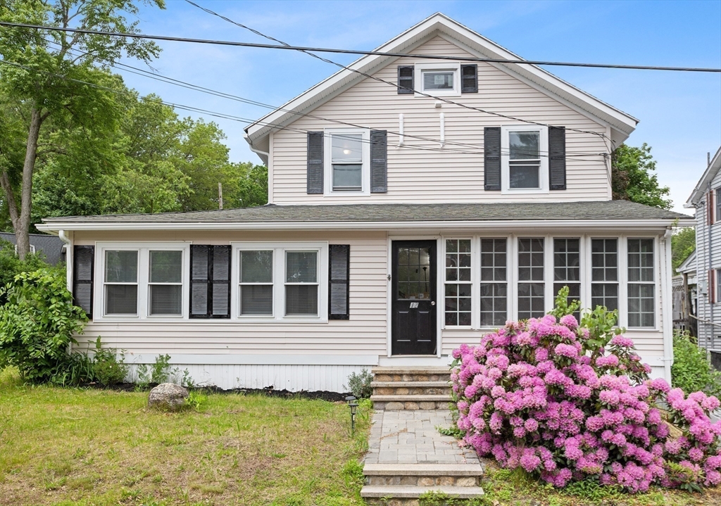 12 Temple Ave