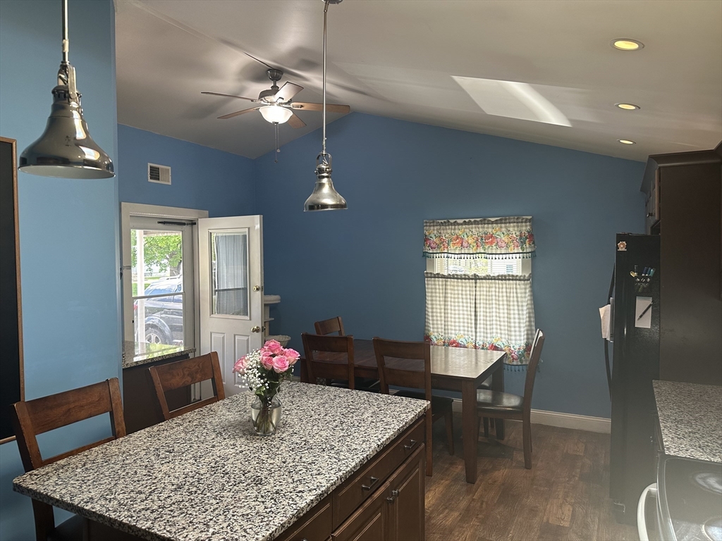 20 Keddy St, Springfield, MA Photo #10