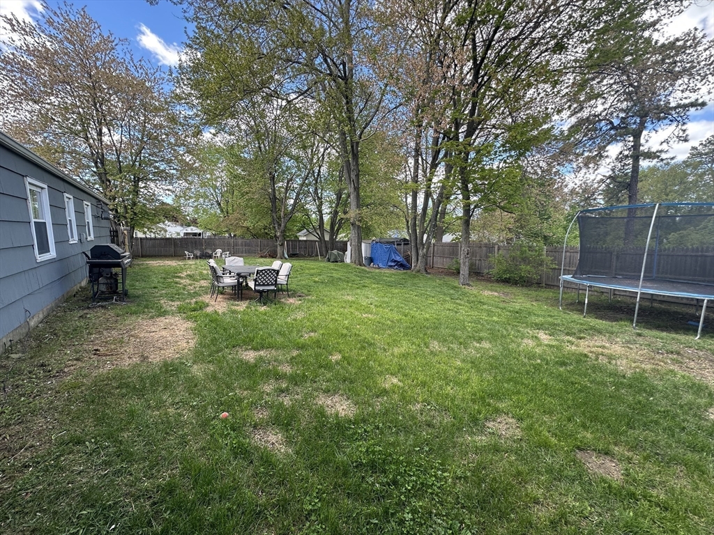 20 Keddy St, Springfield, MA Photo #23