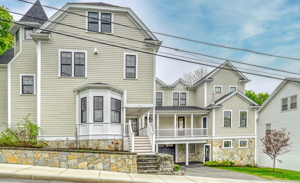 11 Conway St Unit 3