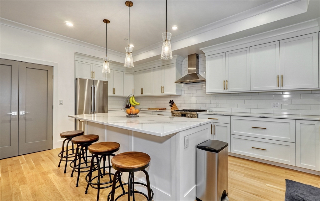 11 Conway St Unit 3