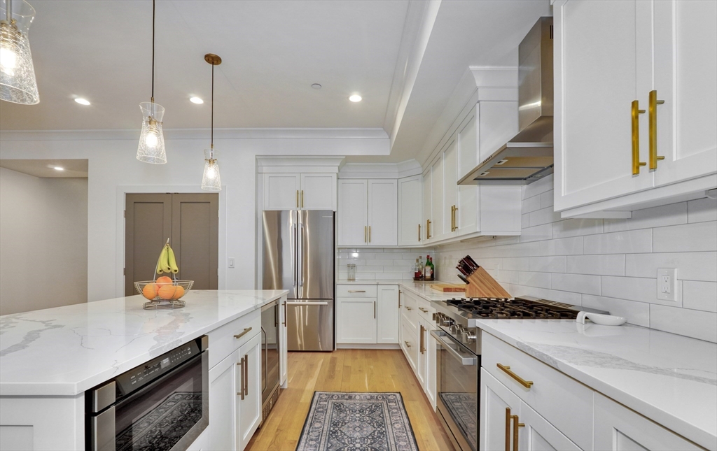 11 Conway St Unit 3