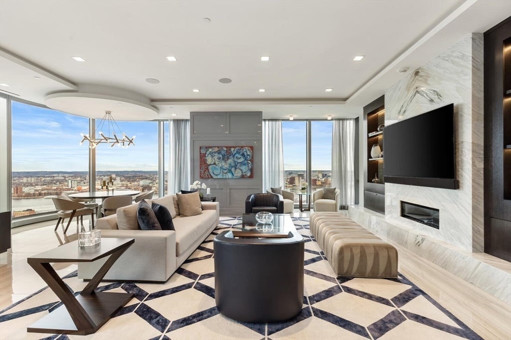 1 Dalton Street Unit 3801