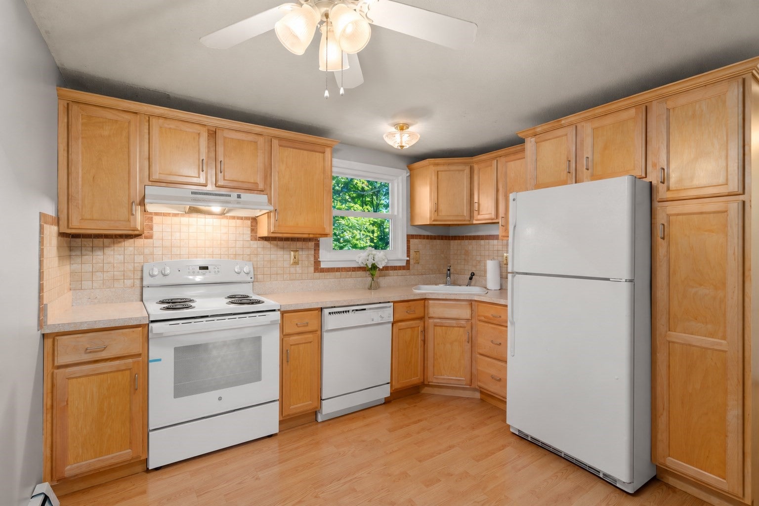 137 John A Dunn Memorial Dr 6