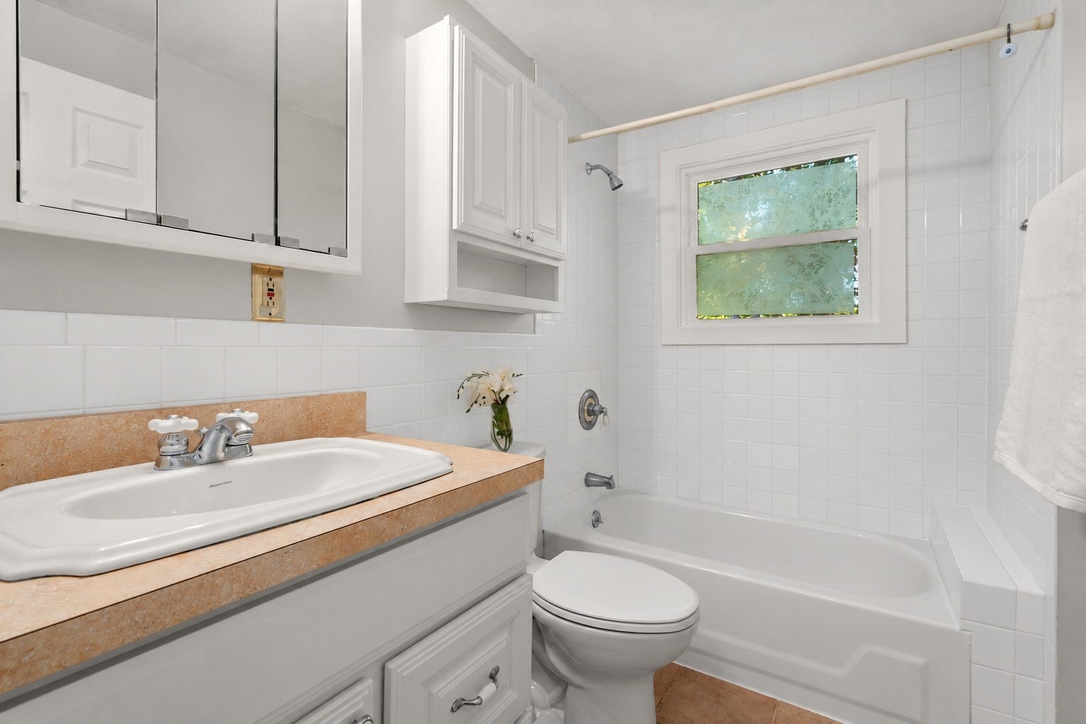 137 John A Dunn Memorial Dr 6