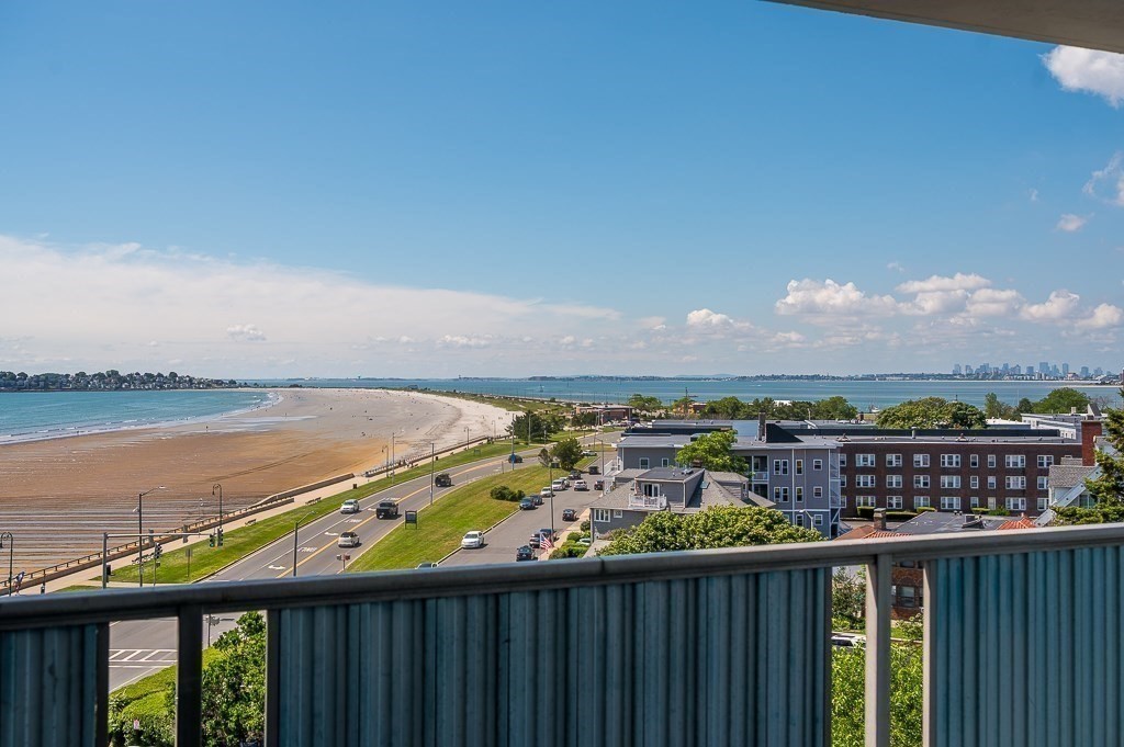 300 Lynn Shore Dr 701