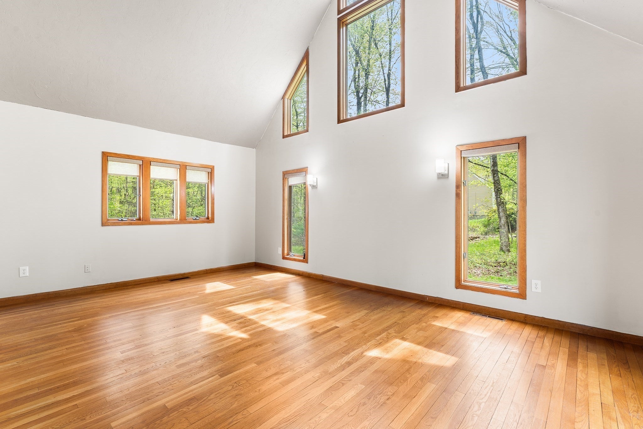 320 Nagog Hill Rd
