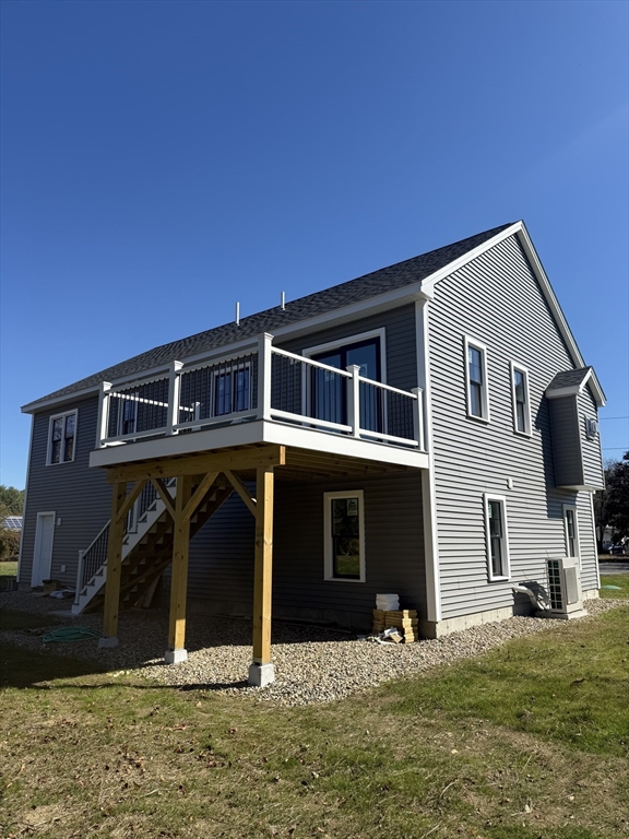 572 Wheelwright Rd