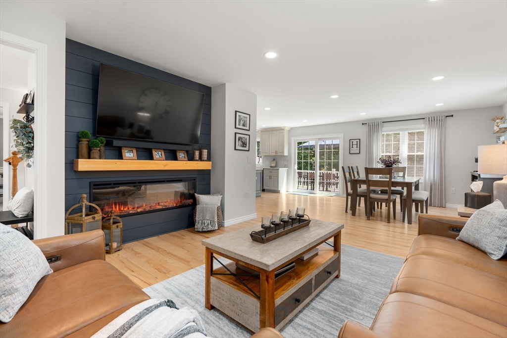 31 Brookside Dr