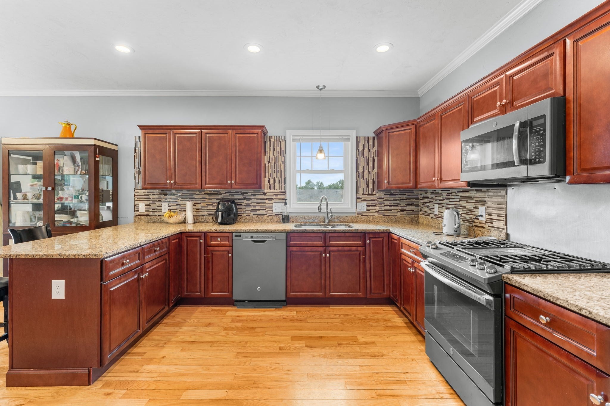 2 Mackenzie Way #2, Haverhill, MA, 2 Mackenzie Way #2, Haverhill, MA Photo #16