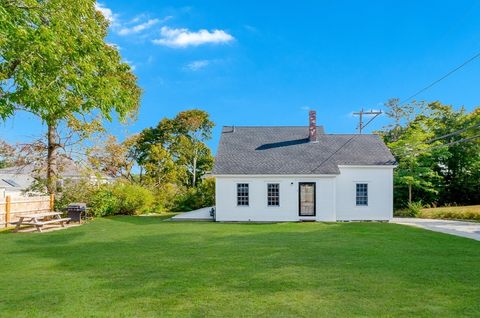 3 Cedar St Wareham MA 02571