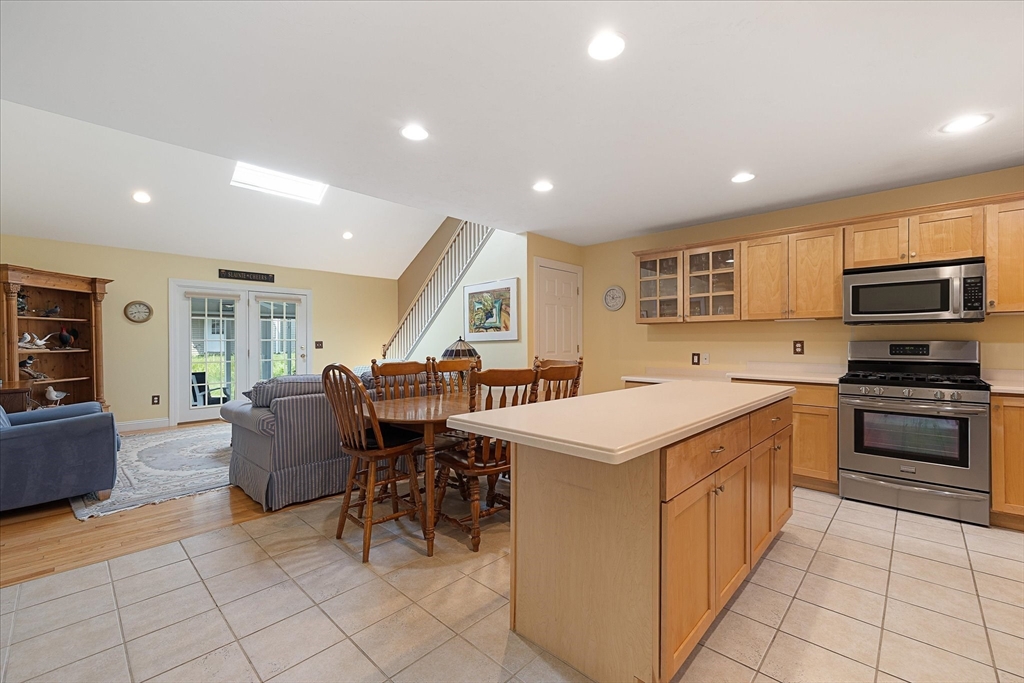3 Angell Brook Dr 3