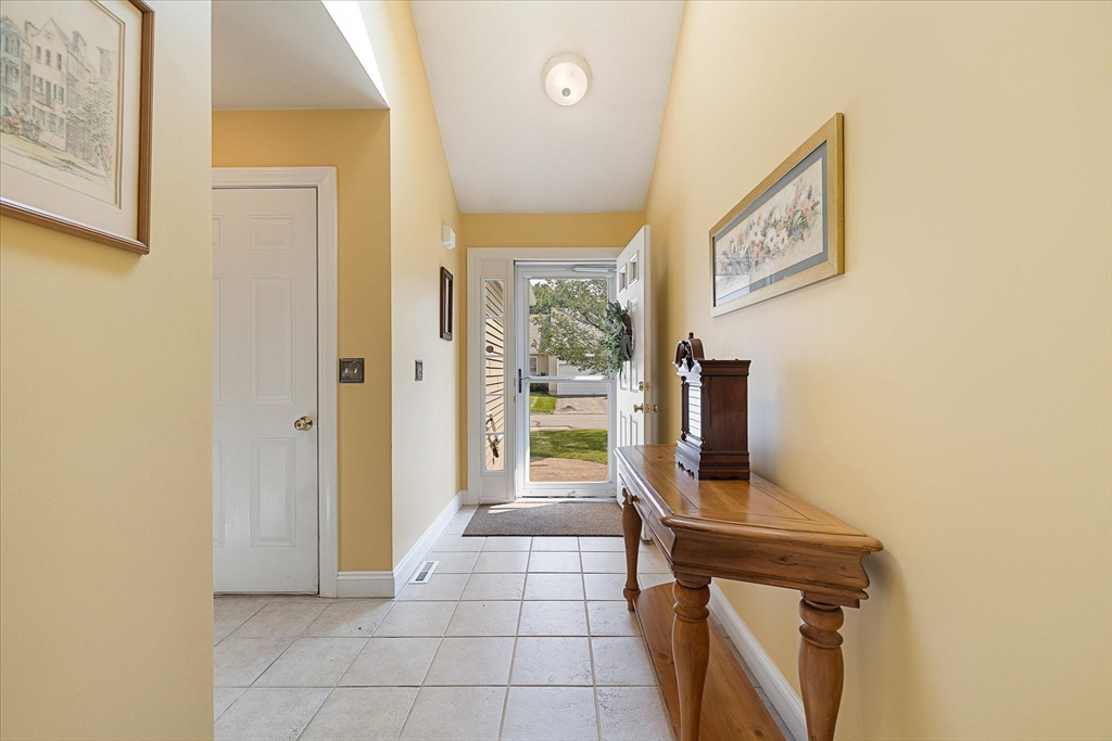 3 Angell Brook Dr 3