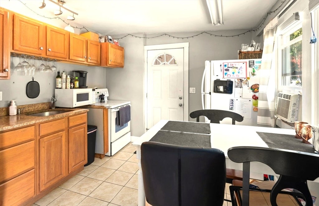 67 Andover St, Peabody, MA, 67 Andover St, Peabody, MA Photo #23