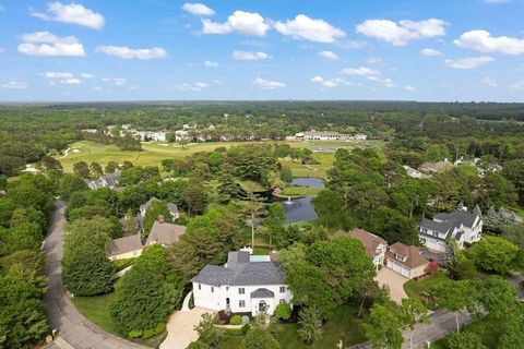 Single Family Residence in Mashpee MA 17 North Glen Dr 5.jpg