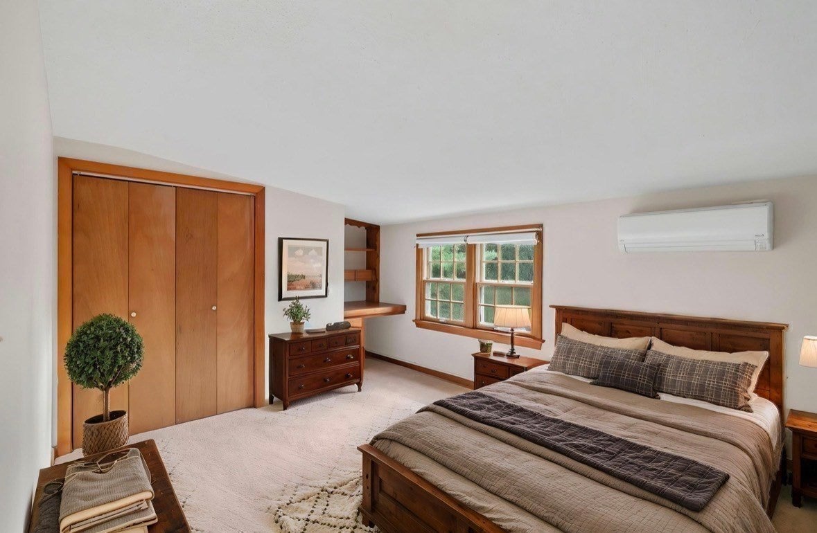 6 Van Horn Street, West Springfield, MA, 6 Van Horn Street, West Springfield, MA Photo #36