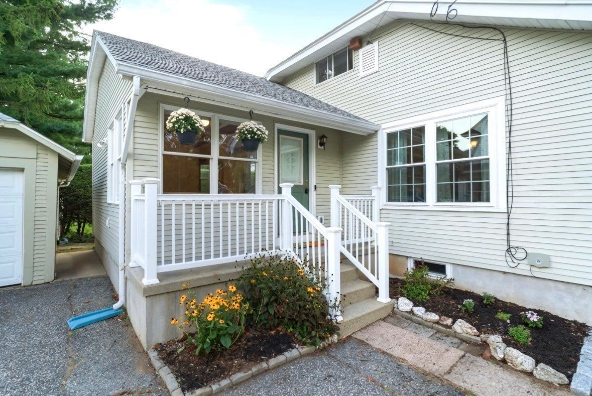 6 Van Horn Street, West Springfield, MA, 6 Van Horn Street, West Springfield, MA Photo #3