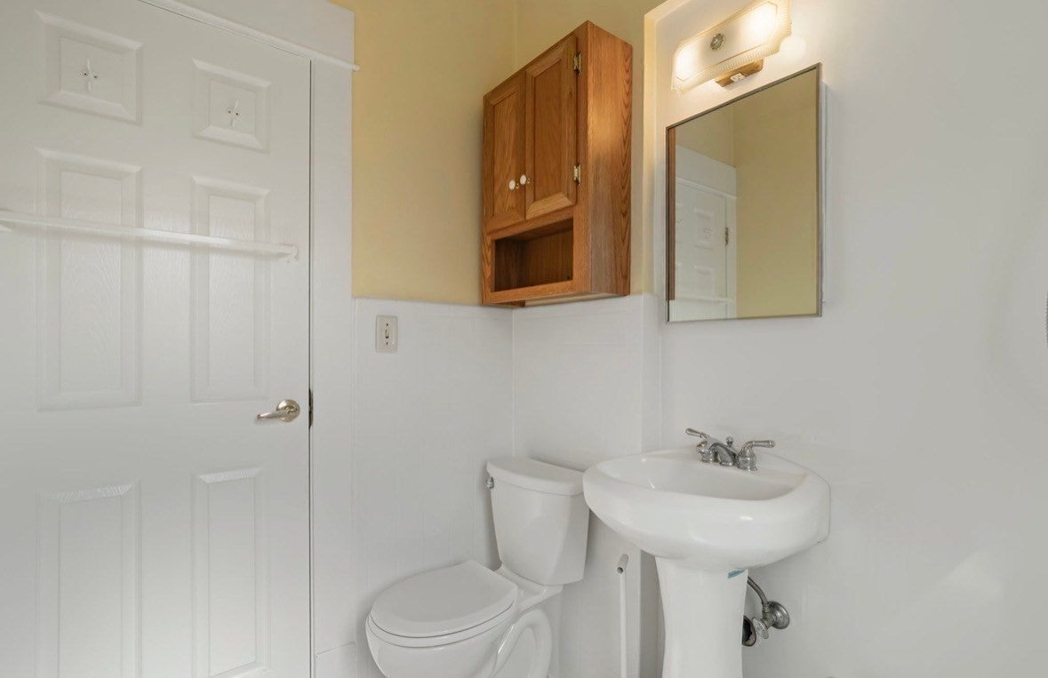 6 Van Horn Street, West Springfield, MA, 6 Van Horn Street, West Springfield, MA Photo #25