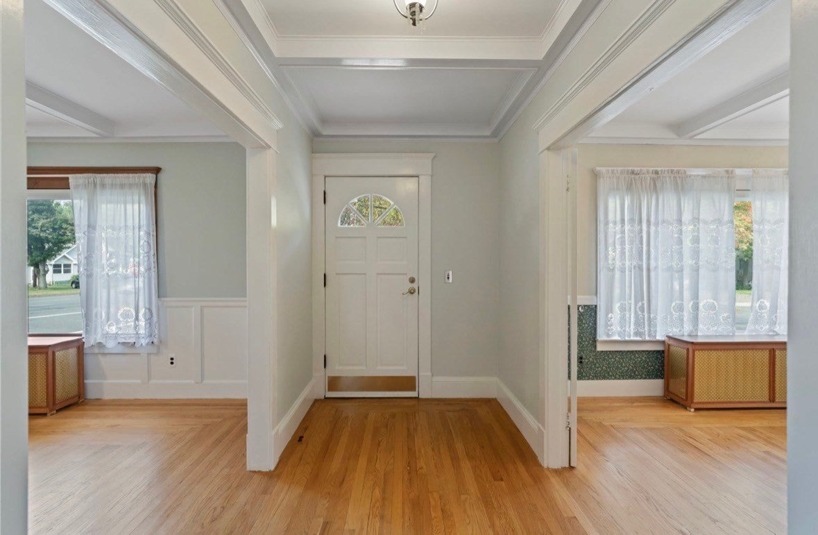 6 Van Horn Street, West Springfield, MA, 6 Van Horn Street, West Springfield, MA Photo #7