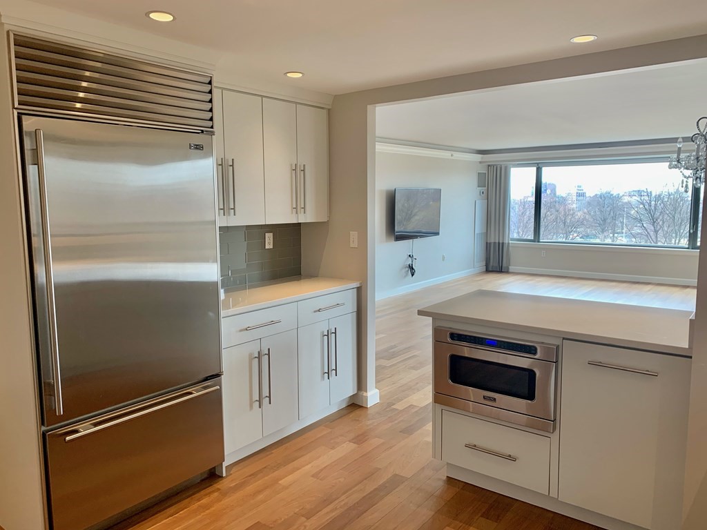 165 Tremont St 801